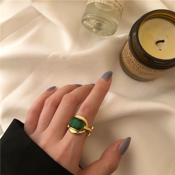 18K Gold Plated Bold Emerald Statement Ring - Picture 3 of 8